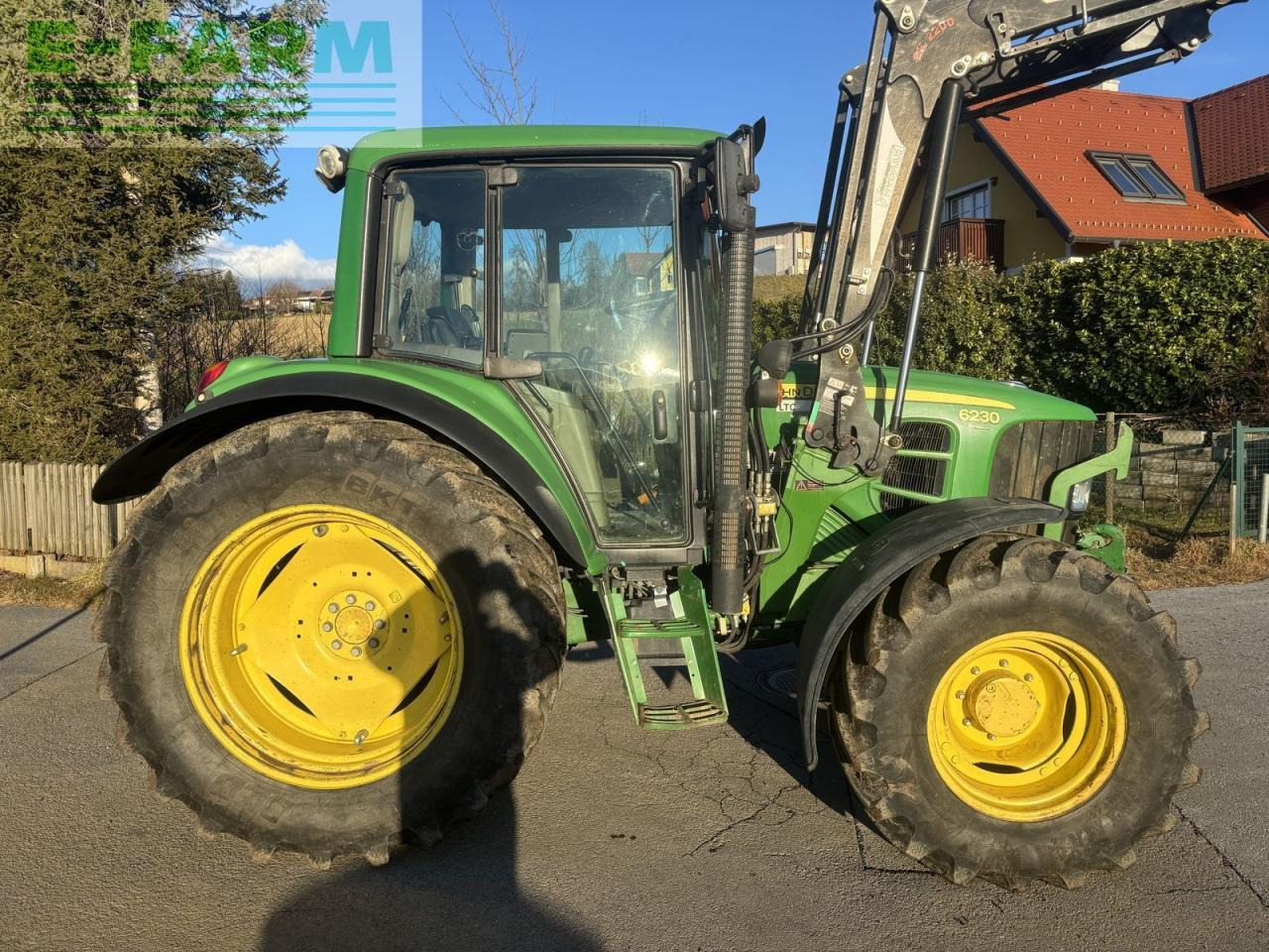 John Deere 6230 premium - Трактор: слика 4 John Deere 6230 premium - Трактор: слика 4