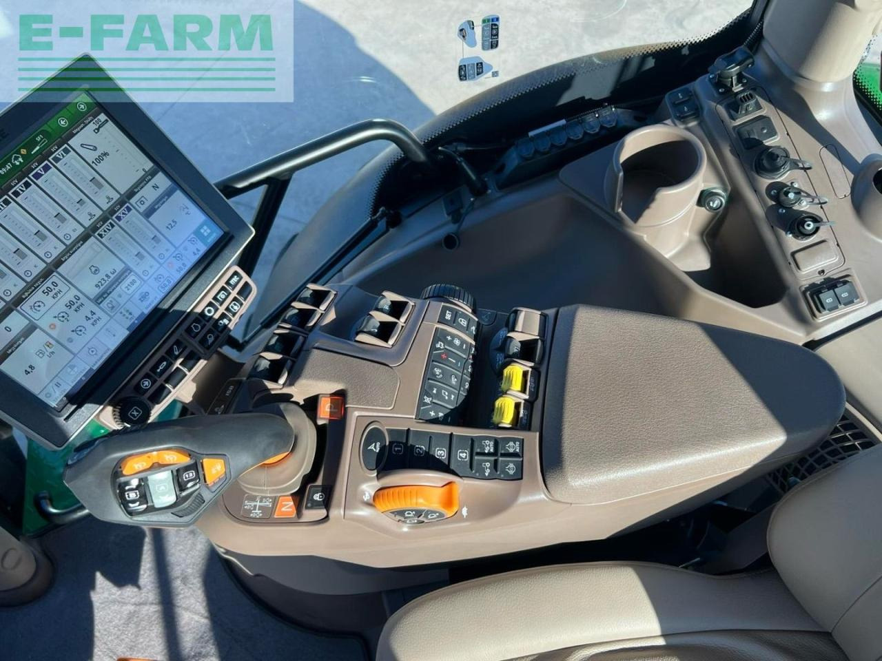 John Deere 6250R - Трактор: слика 2 John Deere 6250R - Трактор: слика 2