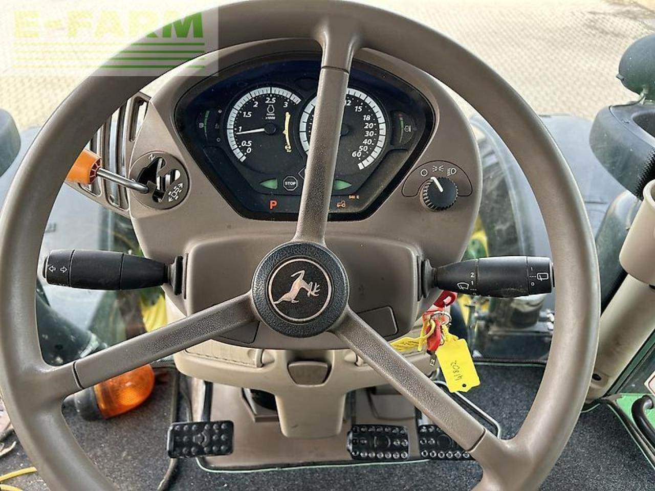 John Deere 6250r - Трактор: слика 4 John Deere 6250r - Трактор: слика 4