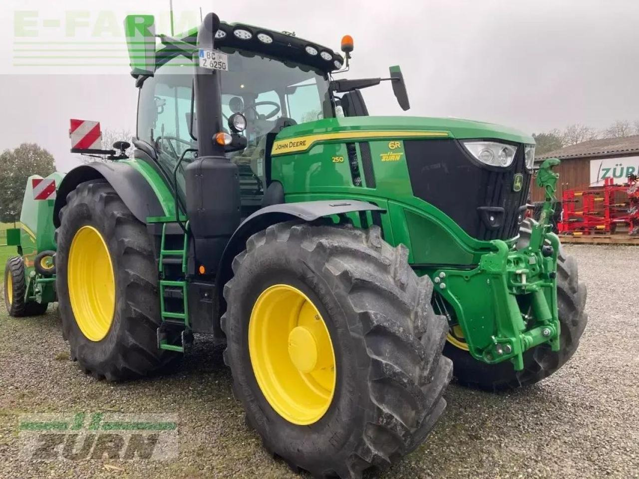 John Deere 6r250 - Трактор: слика 3 John Deere 6r250 - Трактор: слика 3