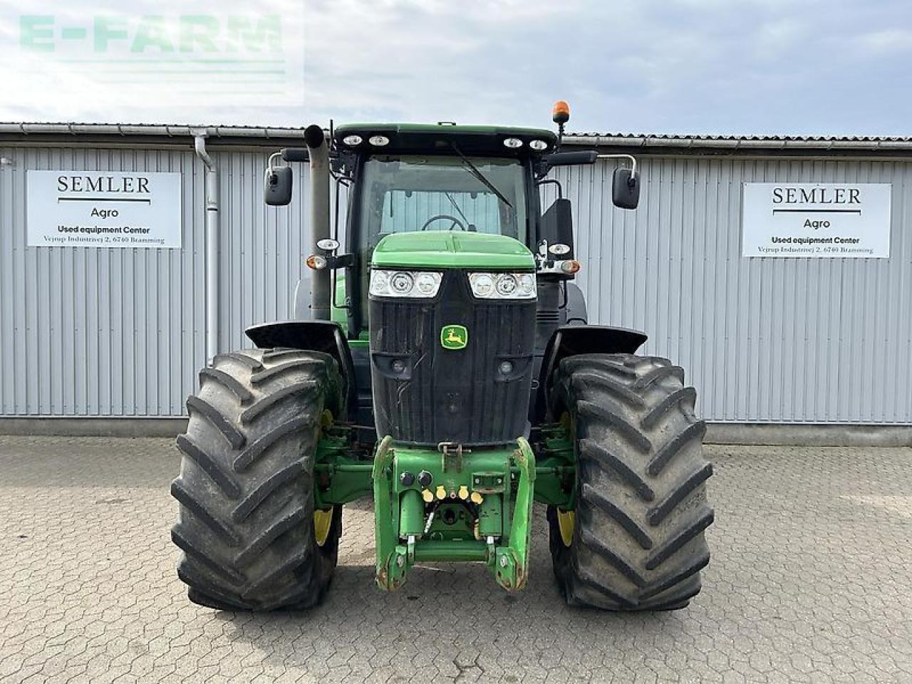 John Deere 7230r - Трактор: слика 2 John Deere 7230r - Трактор: слика 2