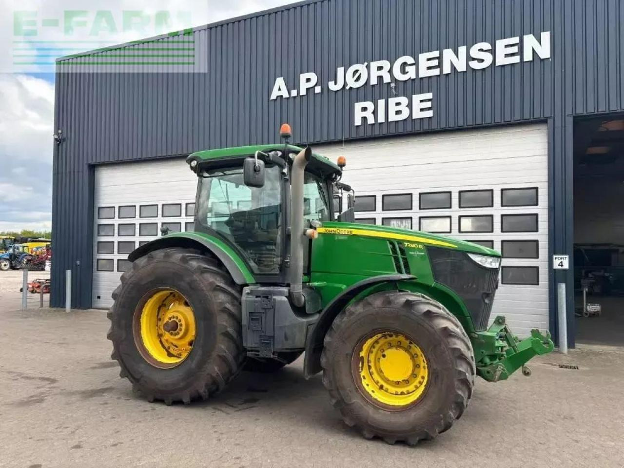 John Deere 7280 r - Трактор: слика 1 John Deere 7280 r - Трактор: слика 1