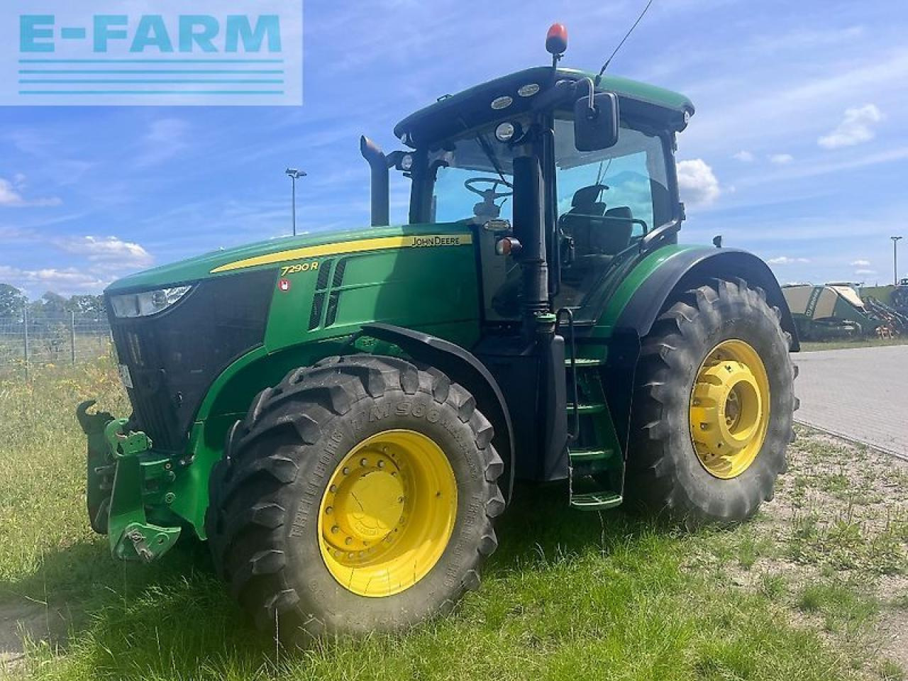 John Deere 7290r - Трактор: слика 2 John Deere 7290r - Трактор: слика 2
