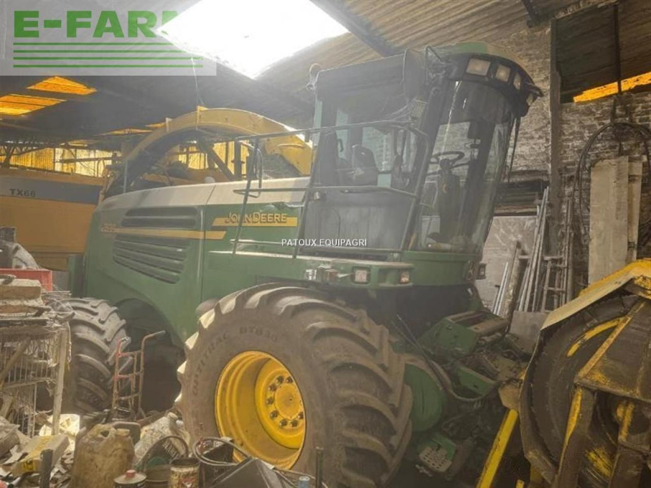 John Deere 7400 4rm - Комбајн за сточна храна: слика 1 John Deere 7400 4rm - Комбајн за сточна храна: слика 1