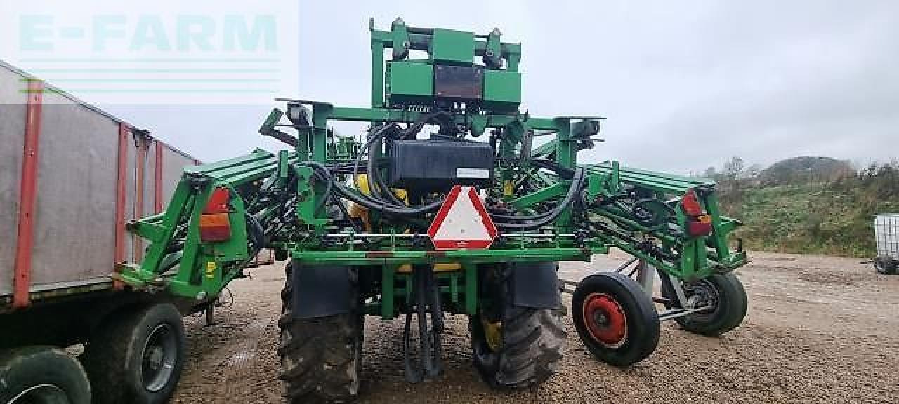 John Deere 740i 20/28m - Стазен распрскувач: слика 3 John Deere 740i 20/28m - Стазен распрскувач: слика 3