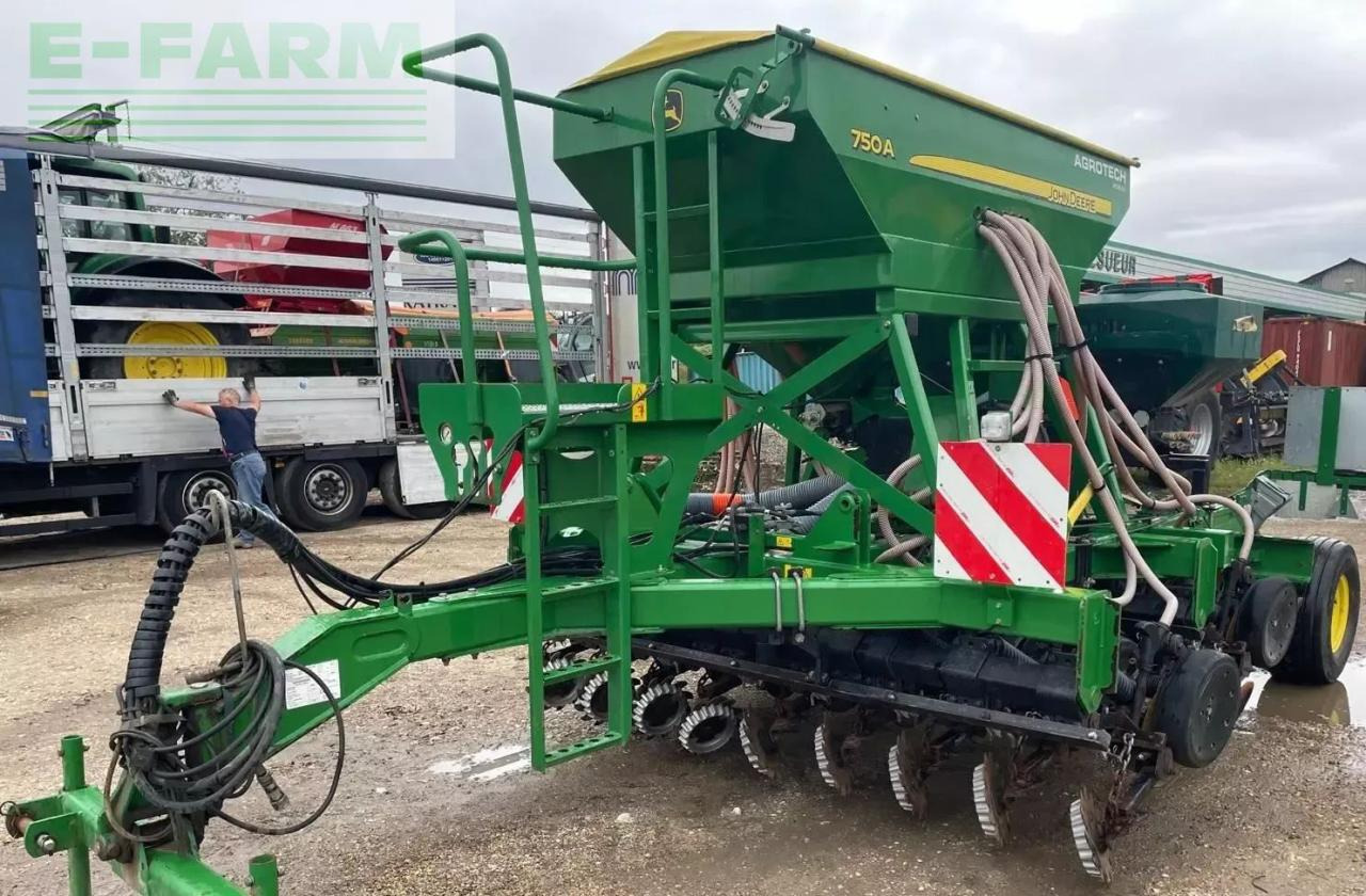 John Deere 750a - Прецизна машина за сеење: слика 3 John Deere 750a - Прецизна машина за сеење: слика 3