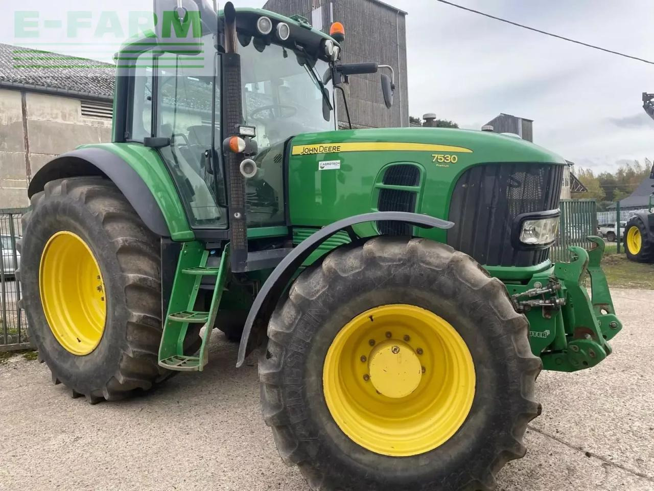 John Deere 7530premium - Трактор: слика 3 John Deere 7530premium - Трактор: слика 3