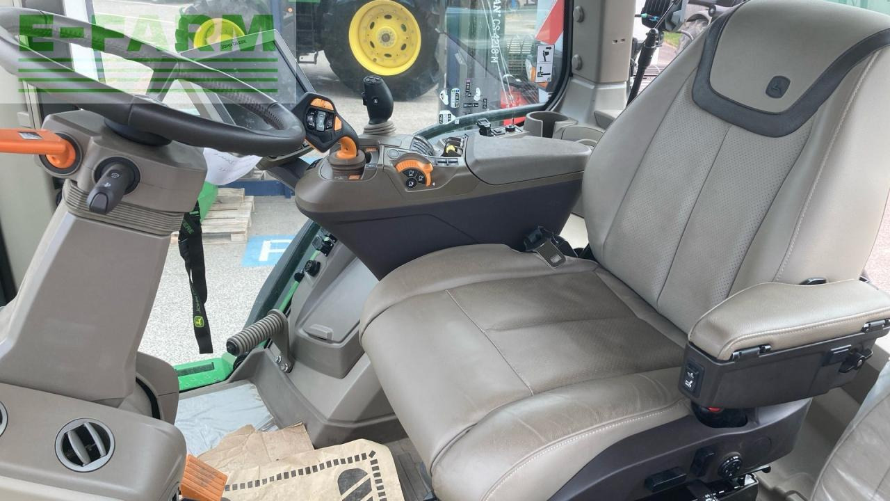 Трактор John Deere 7R 330: слика 16