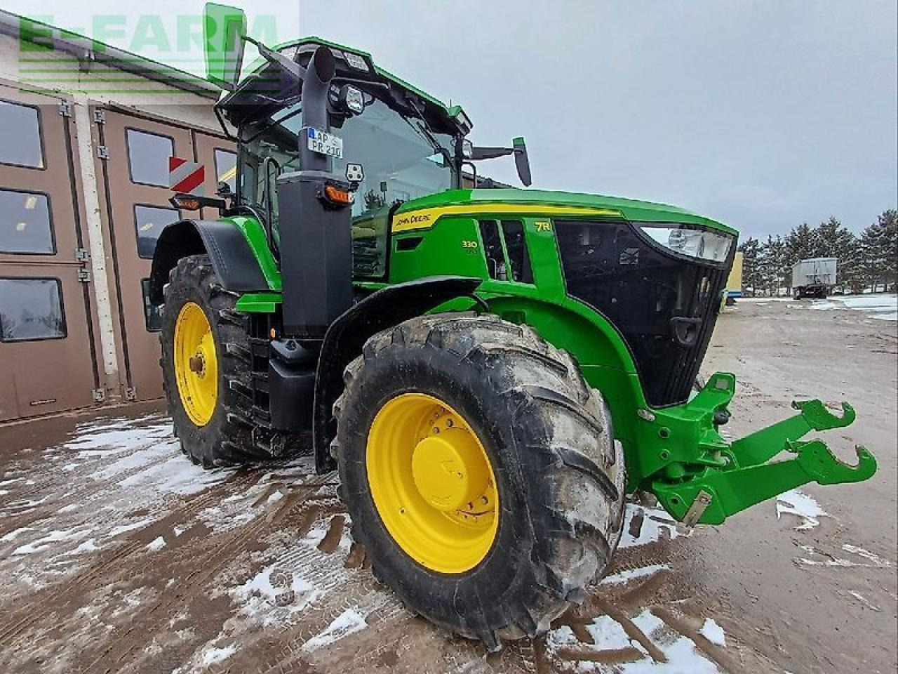 John Deere 7r 330 - Трактор: слика 2 John Deere 7r 330 - Трактор: слика 2