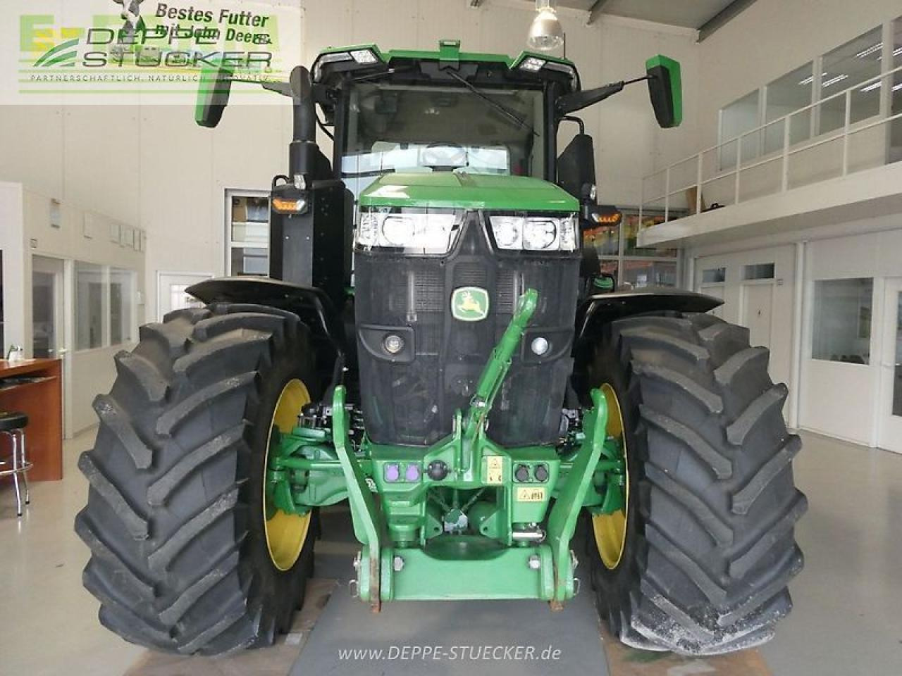 John Deere 7r 330 - Трактор: слика 3 John Deere 7r 330 - Трактор: слика 3