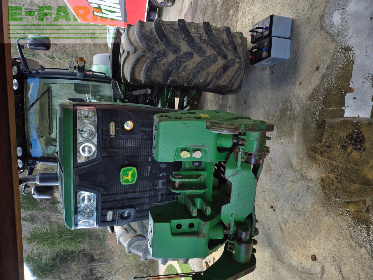 Трактор John Deere 8245 R: слика 10