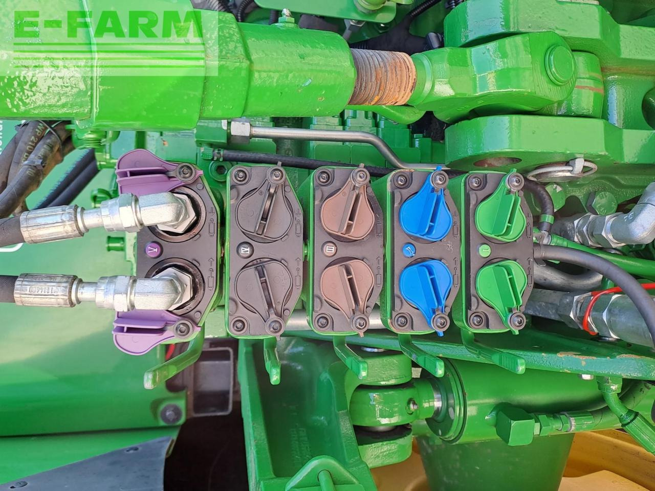 John Deere 8295R - Трактор: слика 5 John Deere 8295R - Трактор: слика 5