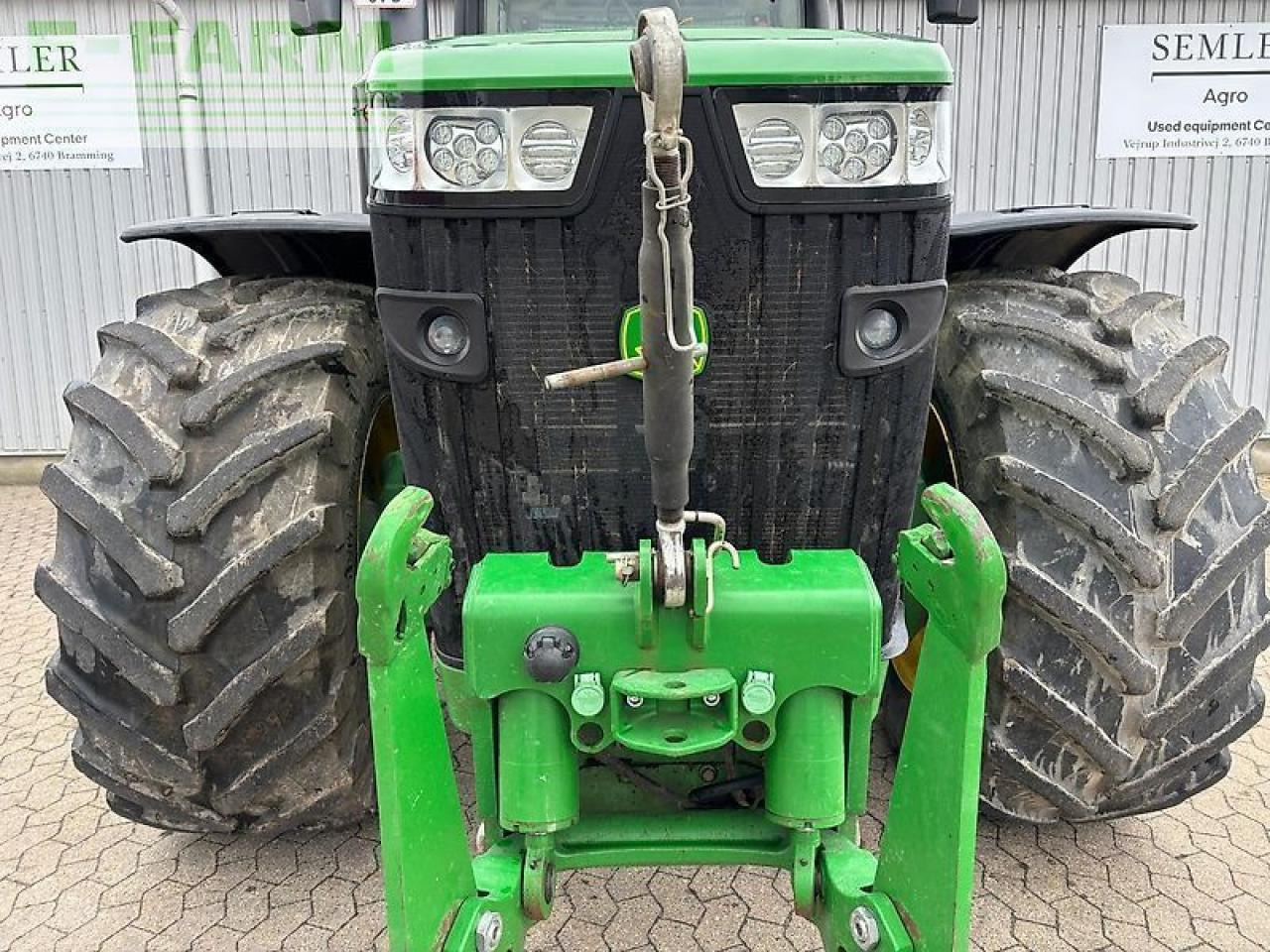 Трактор John Deere 8345r: слика 15
