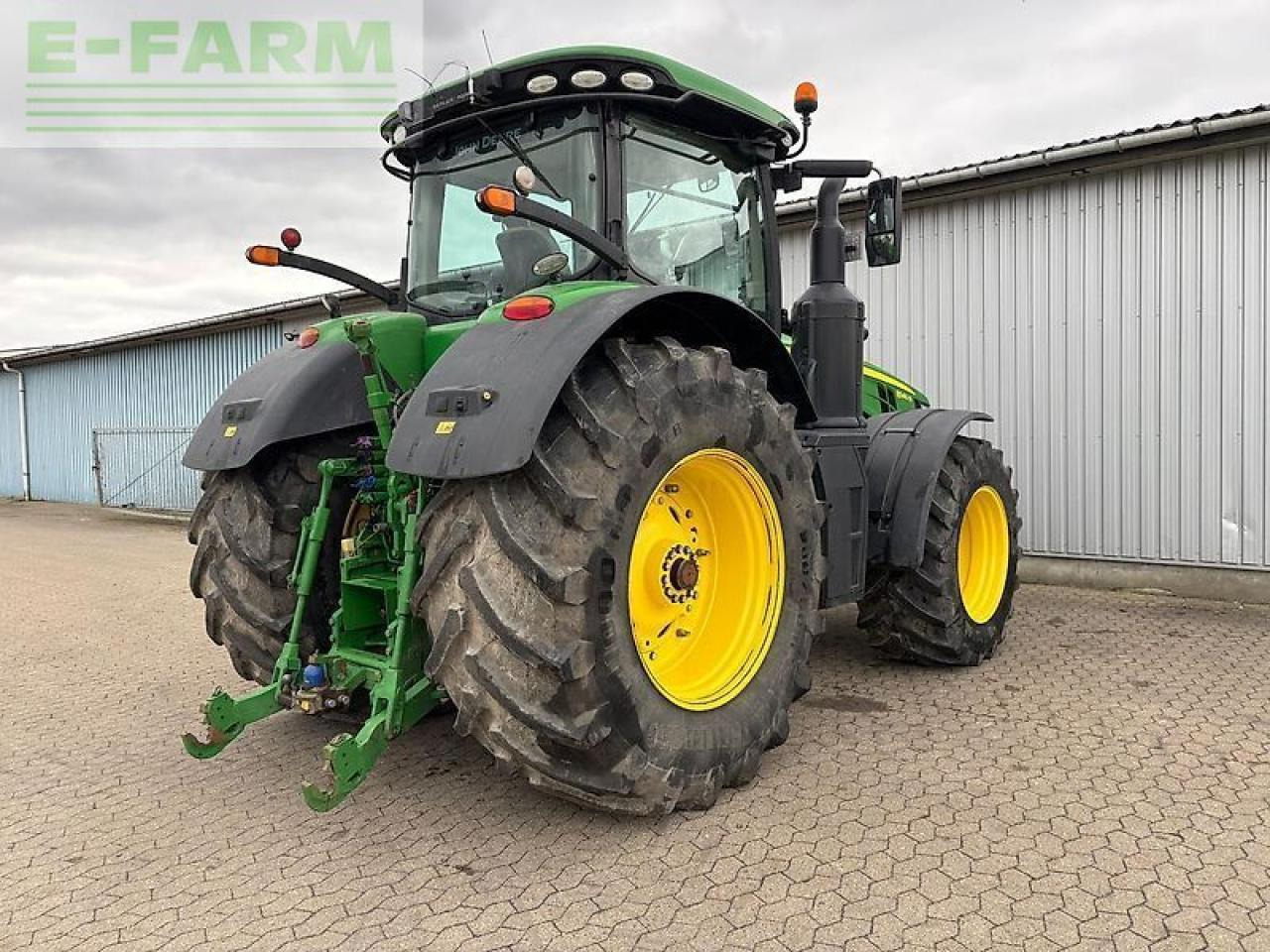 Трактор John Deere 8345r: слика 12