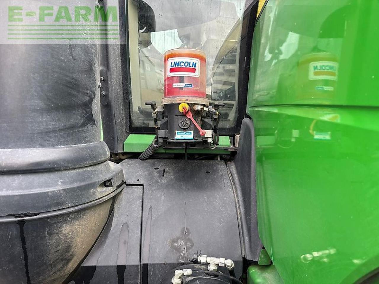 Трактор John Deere 8345r: слика 7