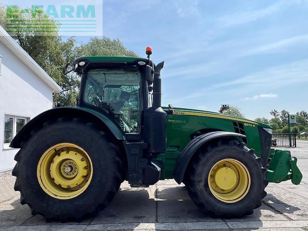 John Deere 8370r e23 *motor bei 6500bh neu* - Трактор: слика 2 John Deere 8370r e23 *motor bei 6500bh neu* - Трактор: слика 2