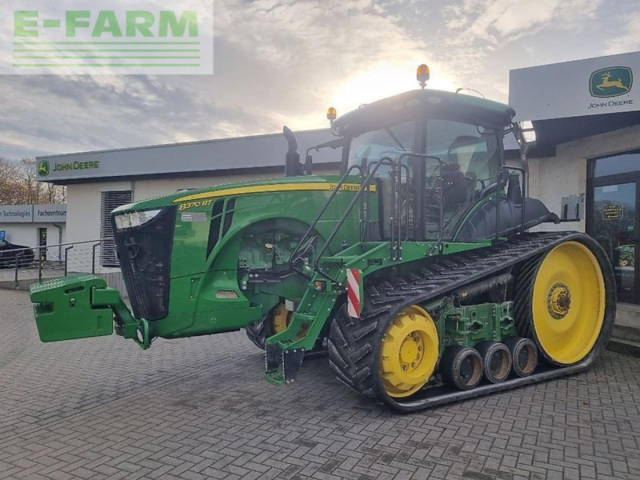 John Deere 8370rt my18 e23 40 - Трактор со гасеници: слика 1 John Deere 8370rt my18 e23 40 - Трактор со гасеници: слика 1
