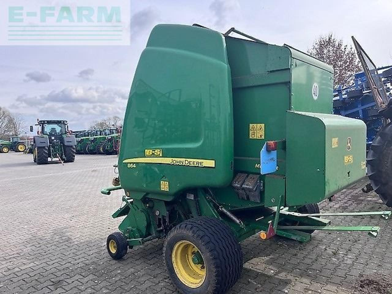 John Deere 864 maxicut 14 - Балирка за квадратни бали: слика 2 John Deere 864 maxicut 14 - Балирка за квадратни бали: слика 2