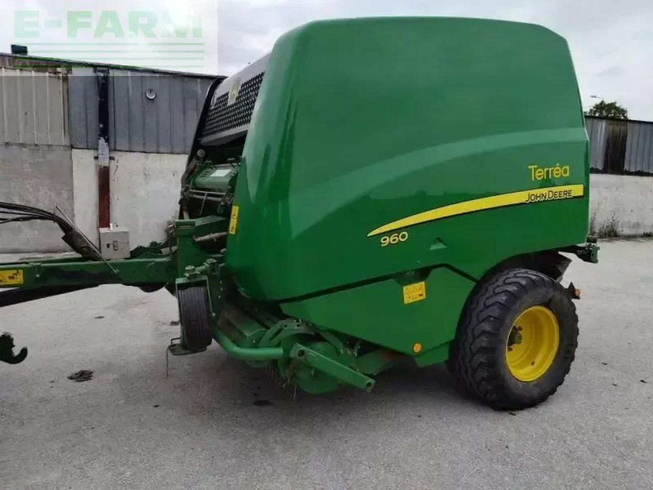 John Deere 960 hc - Балирка за квадратни бали: слика 2 John Deere 960 hc - Балирка за квадратни бали: слика 2