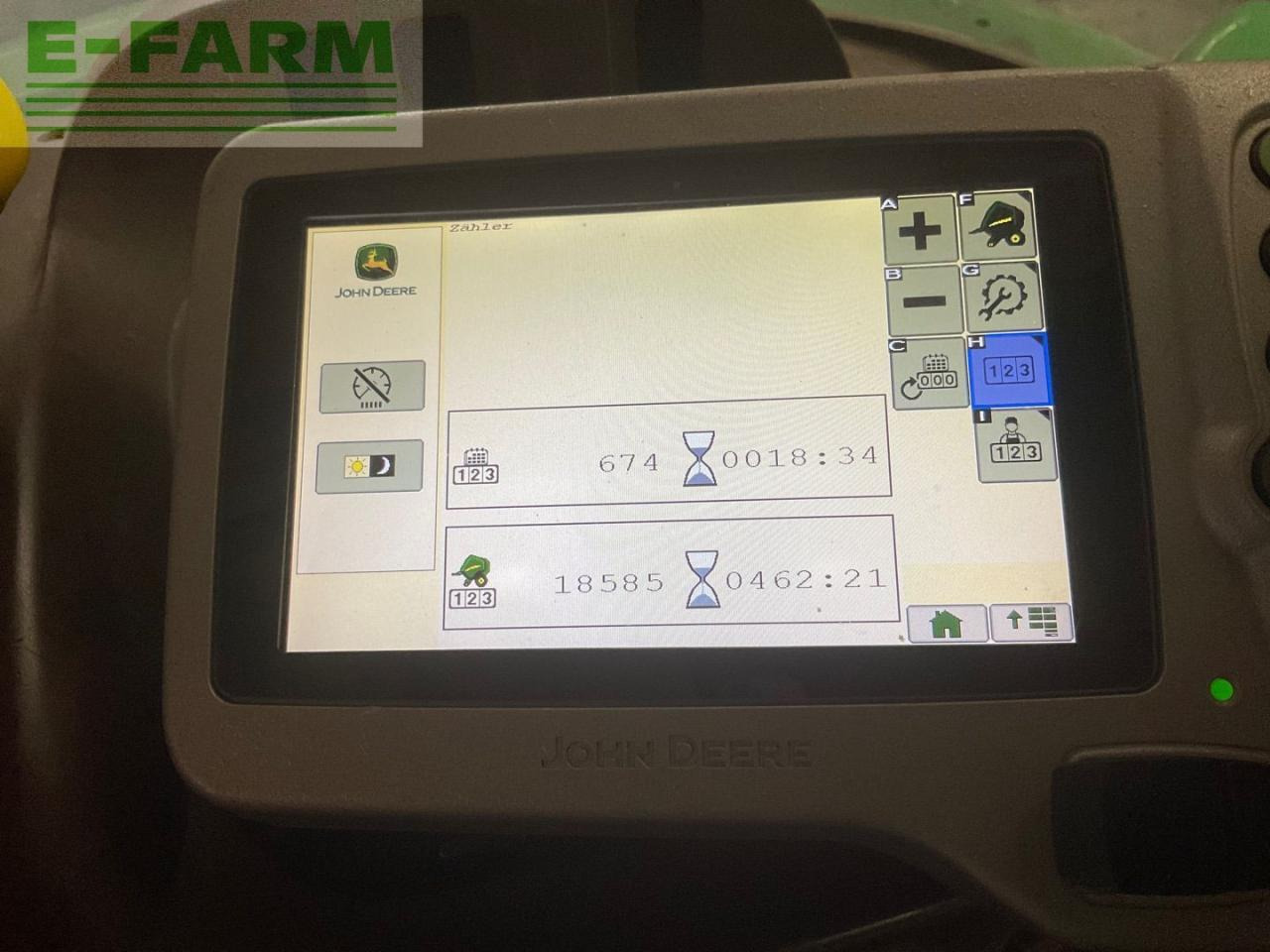 Балирка за квадратни бали John Deere V451R: слика 11