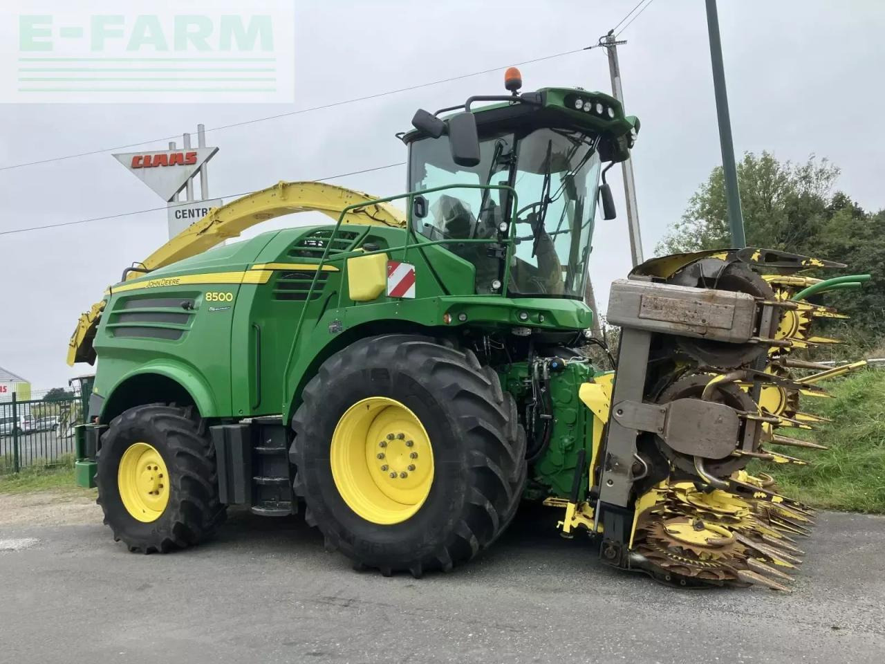 John Deere ensileuse jd 8500 4rm - Комбајн за сточна храна: слика 2 John Deere ensileuse jd 8500 4rm - Комбајн за сточна храна: слика 2