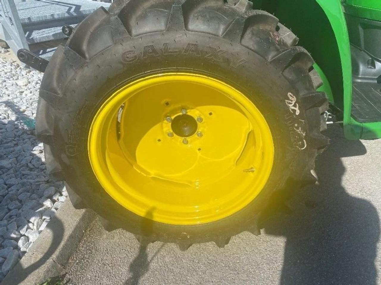 John Deere kompakttraktor - Мини трактор: слика 1 John Deere kompakttraktor - Мини трактор: слика 1