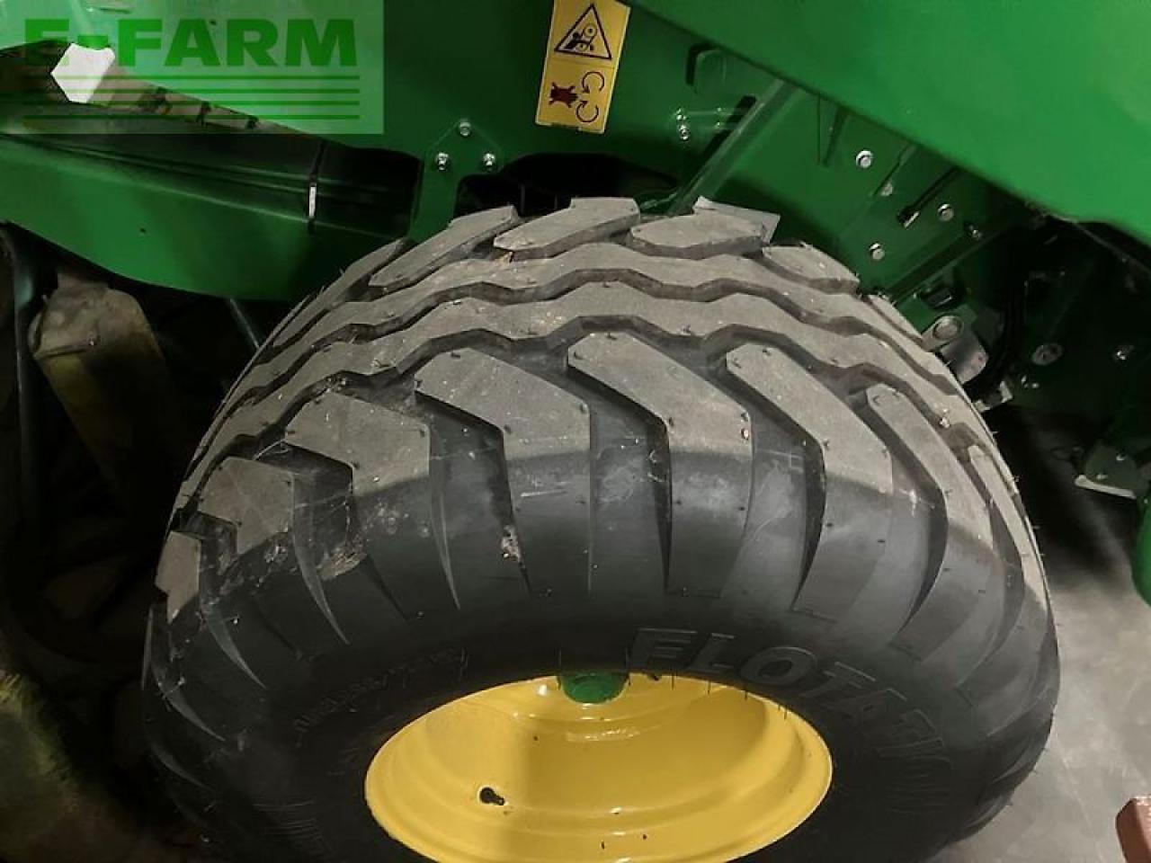 John Deere v451m - Балирка за квадратни бали: слика 3 John Deere v451m - Балирка за квадратни бали: слика 3