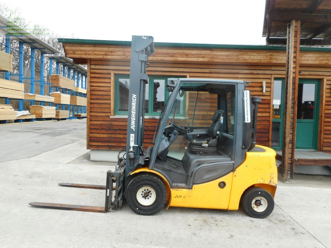 Jungheinrich dfg 430s mit seitenschieber und zinkenverstellun - Вилушкар: слика 1 Jungheinrich dfg 430s mit seitenschieber und zinkenverstellun - Вилушкар: слика 1