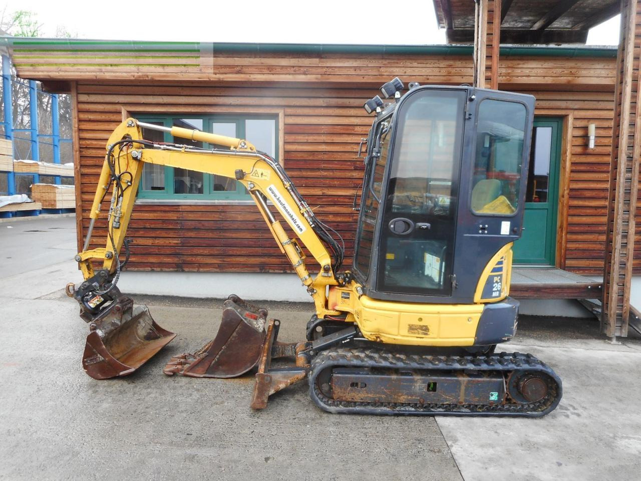Komatsu pc 26mr-3 ( 2.710kg ) mit powertilt - Мини багер: слика 1 Komatsu pc 26mr-3 ( 2.710kg ) mit powertilt - Мини багер: слика 1