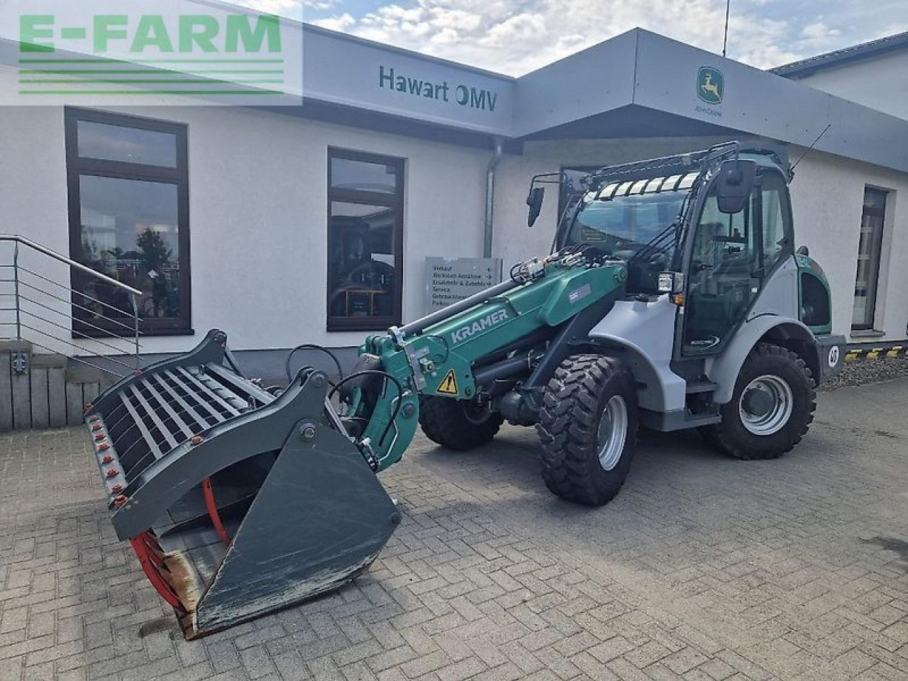 Kramer kl30.8t - Телескопски ракувач: слика 1 Kramer kl30.8t - Телескопски ракувач: слика 1