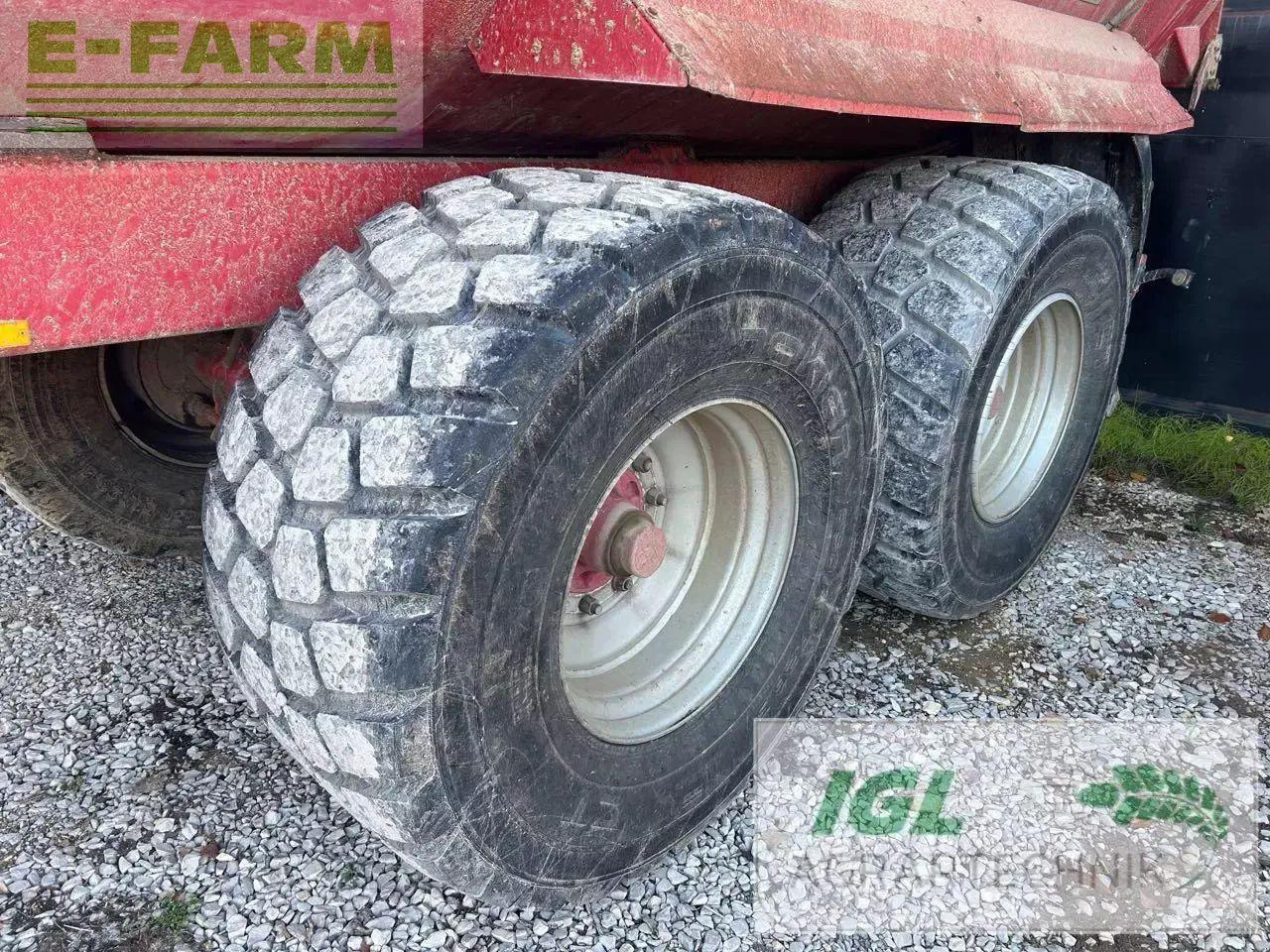 Krampe halfpipe hp 20 - Земјоделска приколка за истурање/ Истурач: слика 5 Krampe halfpipe hp 20 - Земјоделска приколка за истурање/ Истурач: слика 5