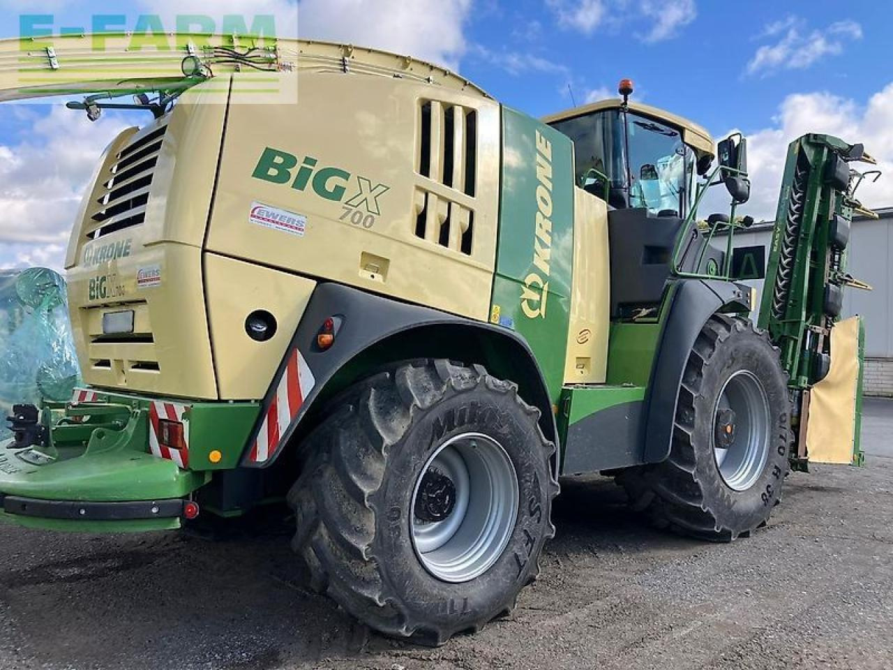 Krone big x 700 - Комбајн за сточна храна: слика 3 Krone big x 700 - Комбајн за сточна храна: слика 3
