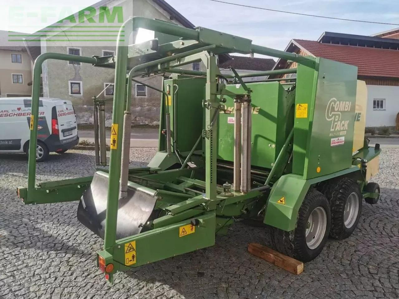 Krone combipack 1250 mc press-wickelkombination - Балирка за квадратни бали: слика 4 Krone combipack 1250 mc press-wickelkombination - Балирка за квадратни бали: слика 4