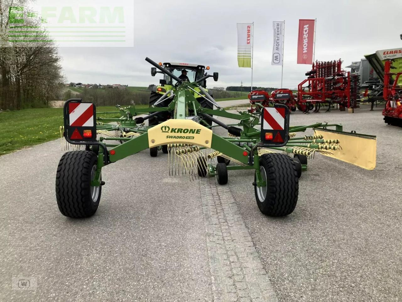 Krone swadro ts 680 - Превртувач и гребло: слика 4 Krone swadro ts 680 - Превртувач и гребло: слика 4