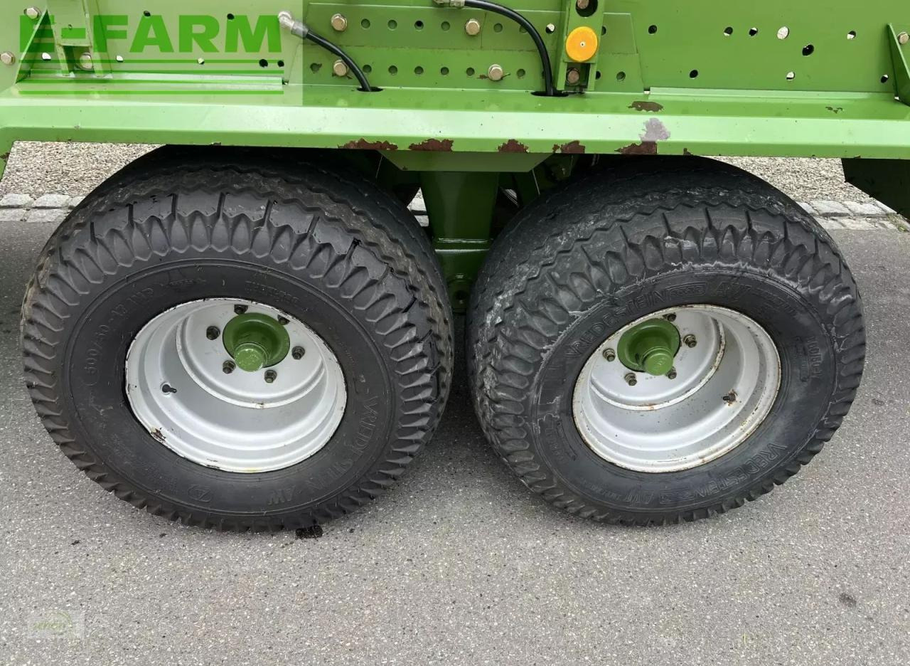 Krone titan 6/48 gl all in - ein großer schwingen-ladewagen mit druckluftbremse - Автотоварен вагон: слика 3 Krone titan 6/48 gl all in - ein großer schwingen-ladewagen mit druckluftbremse - Автотоварен вагон: слика 3