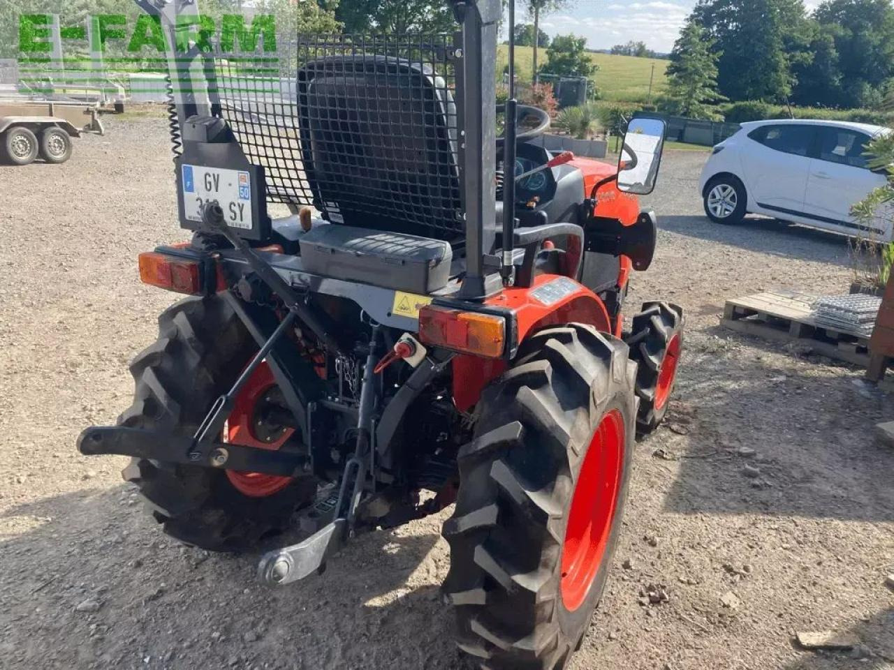Kubota b2-261 - Трактор: слика 2 Kubota b2-261 - Трактор: слика 2