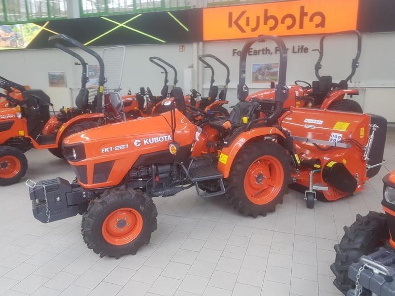 Kubota b2-261 hydrostat - Трактор: слика 1 Kubota b2-261 hydrostat - Трактор: слика 1