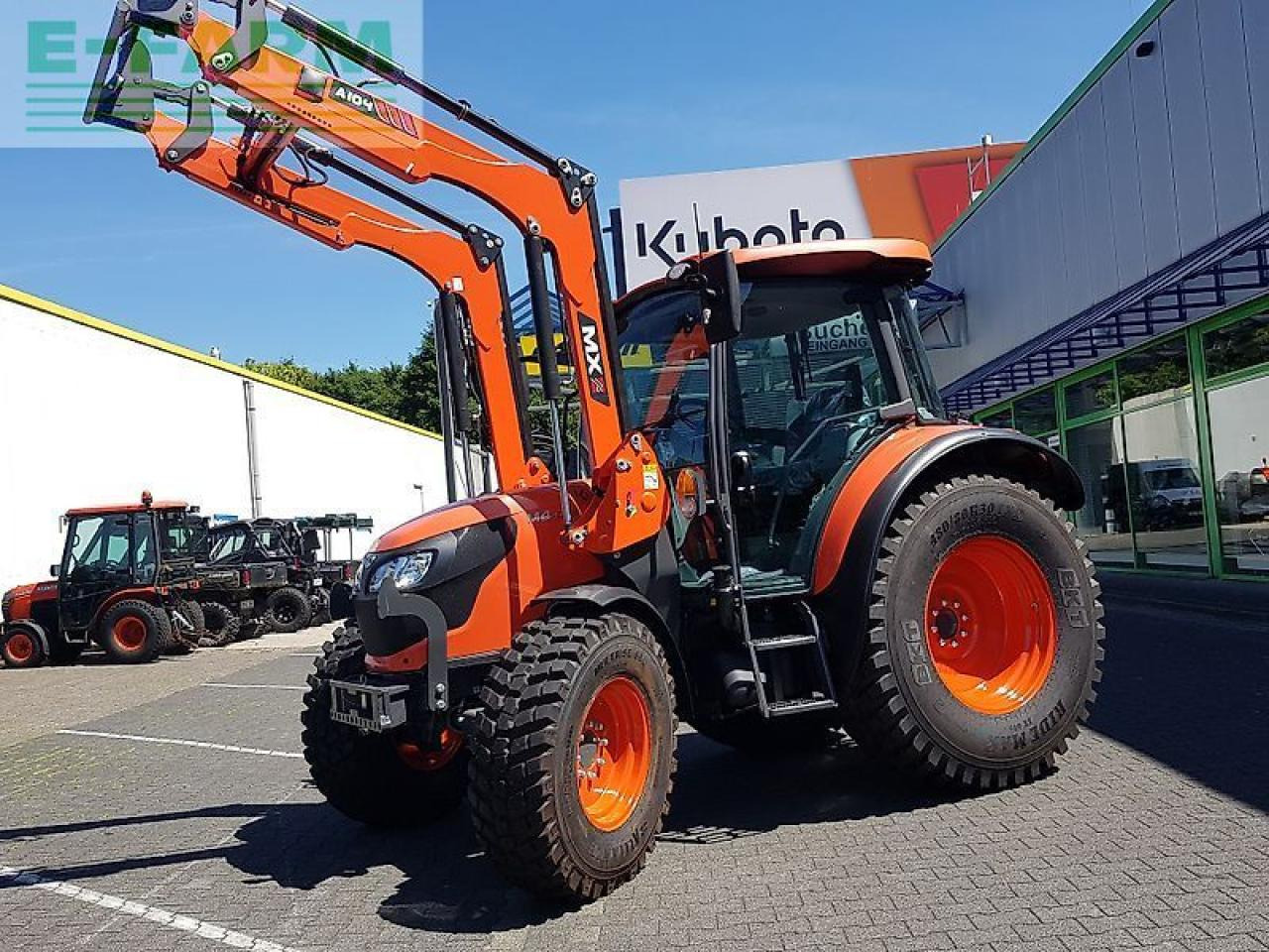 Kubota m4-073 cab - Трактор: слика 3 Kubota m4-073 cab - Трактор: слика 3