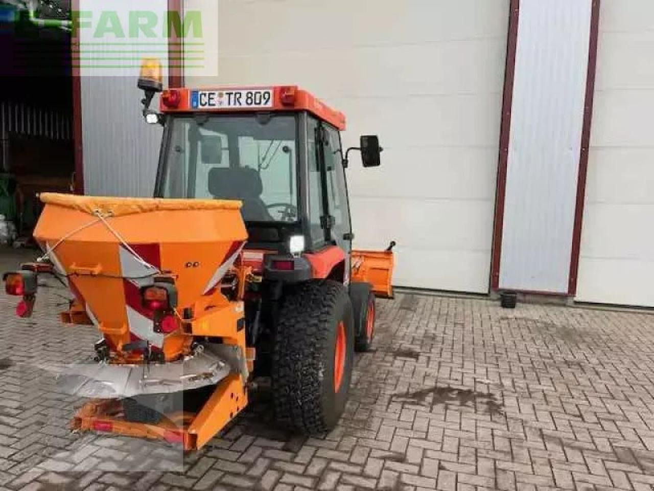 Kubota stv 32 - Трактор: слика 2 Kubota stv 32 - Трактор: слика 2