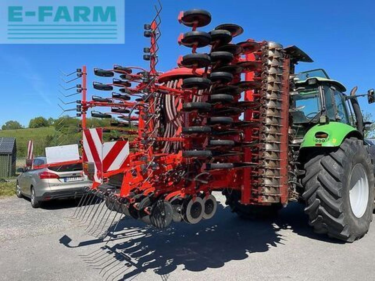 Kuhn drillkombi btf 5000 r mit fronttank und kreisele - Семенска дупчалка: слика 4 Kuhn drillkombi btf 5000 r mit fronttank und kreisele - Семенска дупчалка: слика 4
