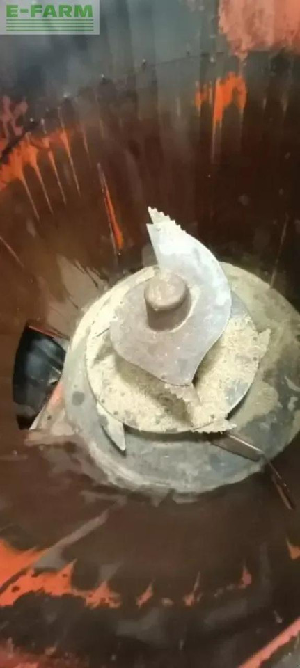 Kuhn euromix 1270 - Опрема за добиток: слика 5 Kuhn euromix 1270 - Опрема за добиток: слика 5