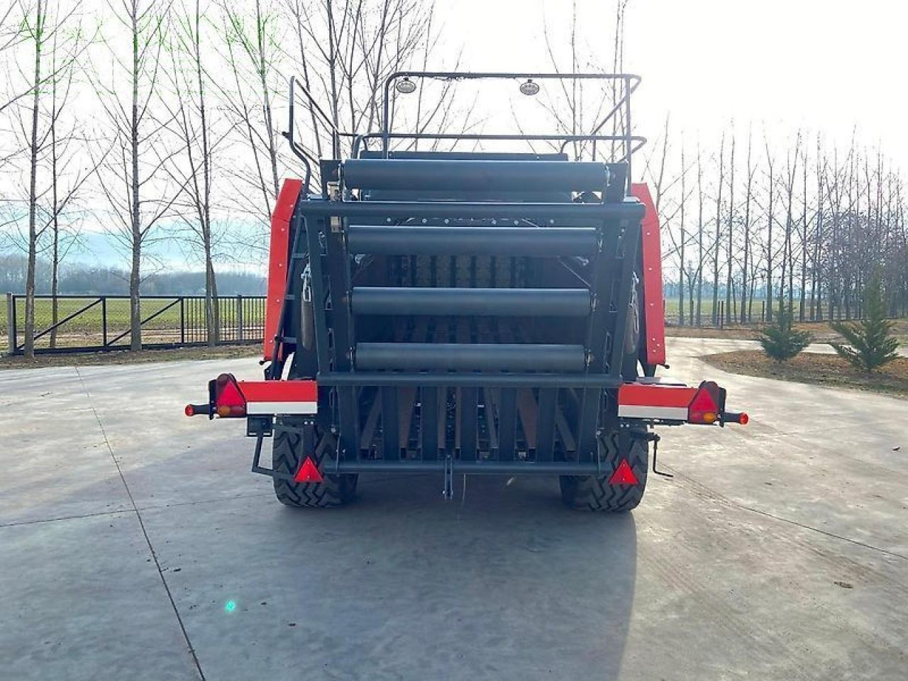 Kuhn lsb 1290d - Балирка за квадратни бали: слика 5 Kuhn lsb 1290d - Балирка за квадратни бали: слика 5