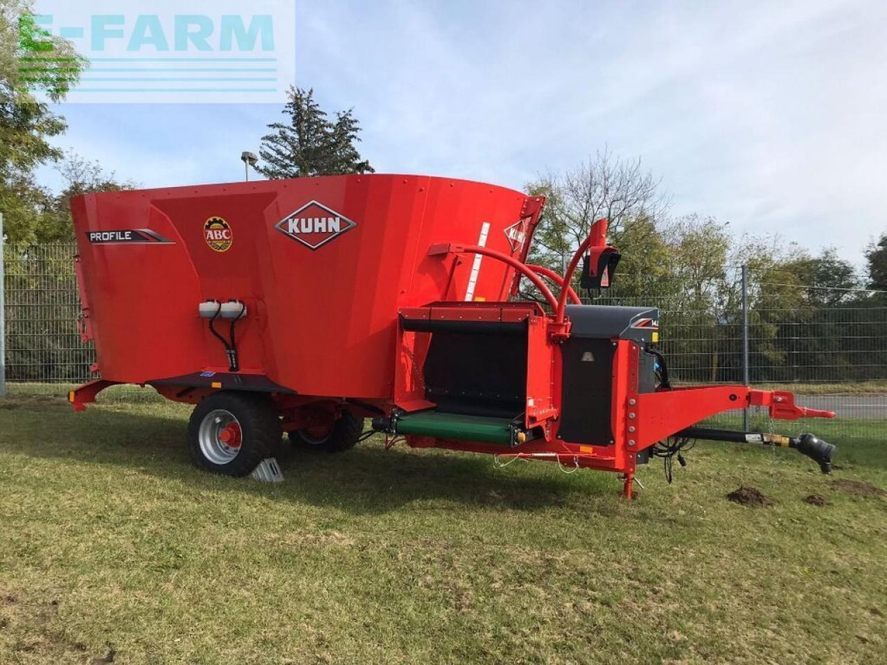 Kuhn profile 14.2 cs compact - Опрема за добиток: слика 1 Kuhn profile 14.2 cs compact - Опрема за добиток: слика 1