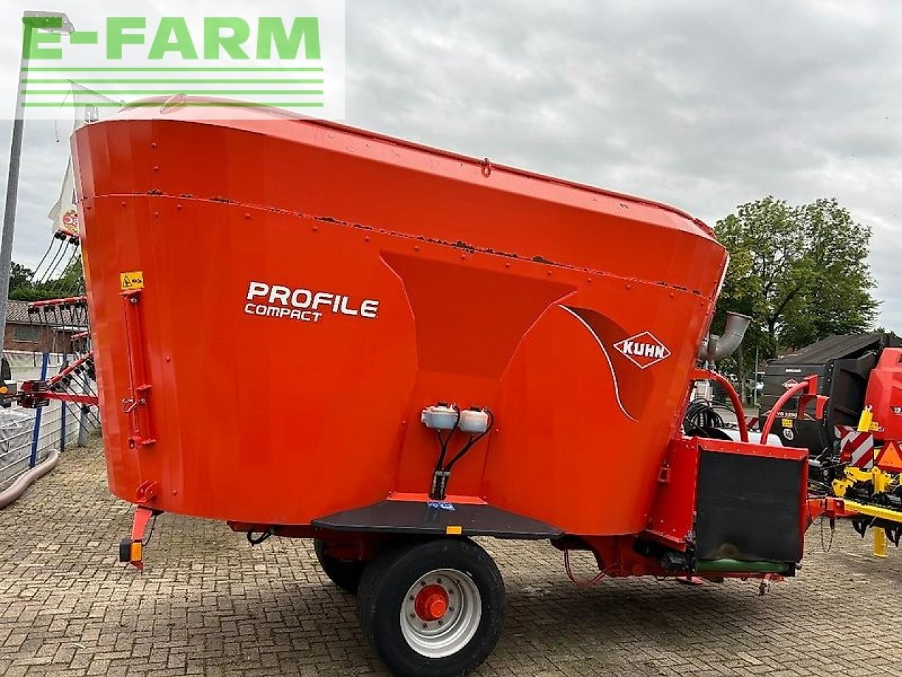Kuhn profile 2080 - Опрема за добиток: слика 5 Kuhn profile 2080 - Опрема за добиток: слика 5