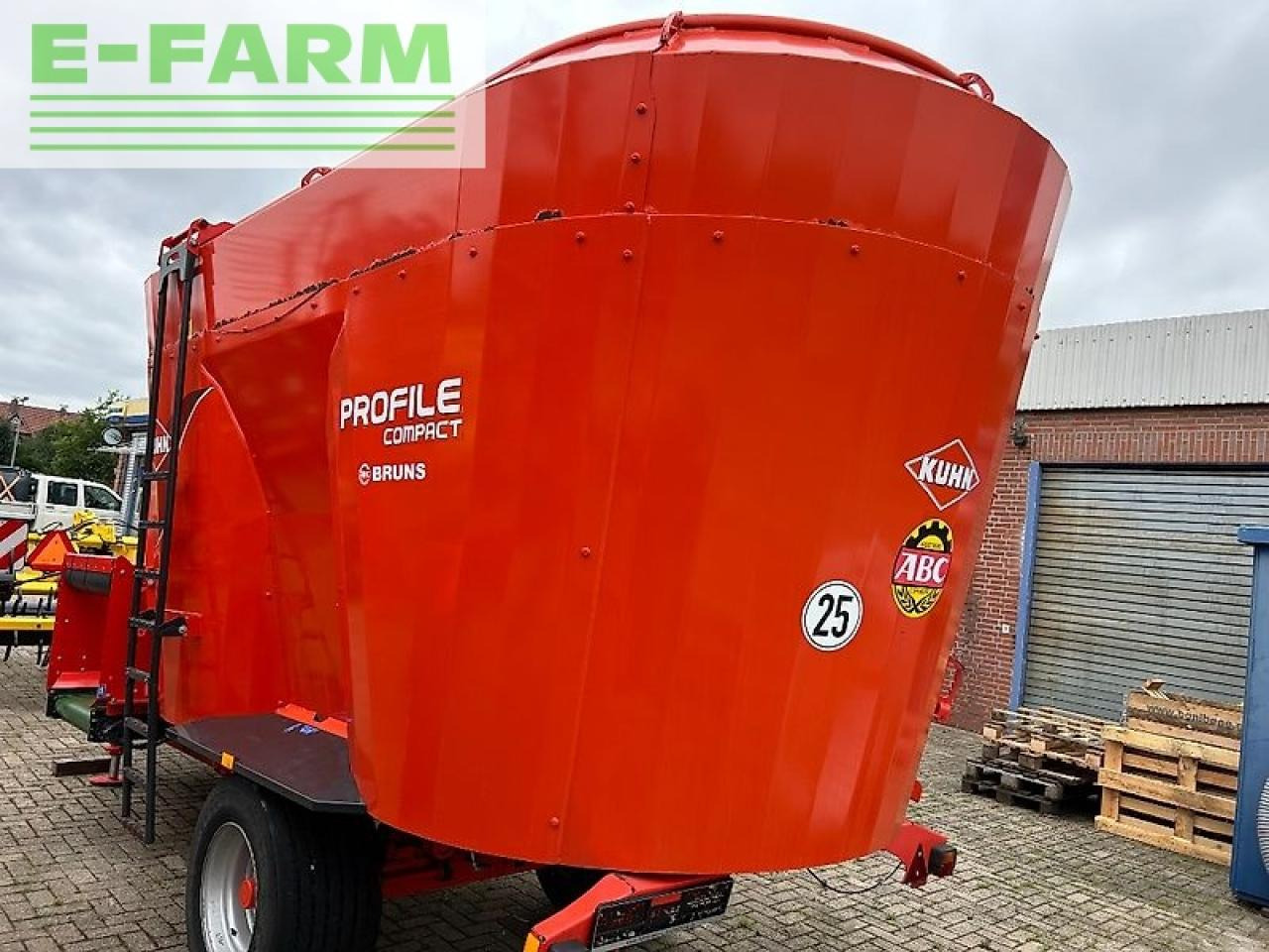 Kuhn profile 2080 - Опрема за добиток: слика 3 Kuhn profile 2080 - Опрема за добиток: слика 3