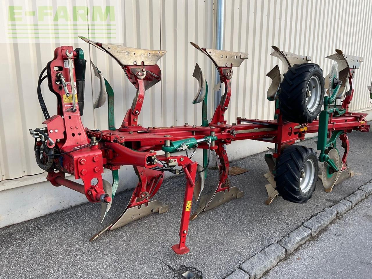 Kverneland LS 100-200 4-sch. - Плуг: слика 1 Kverneland LS 100-200 4-sch. - Плуг: слика 1