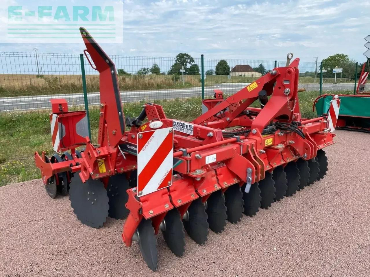 Kverneland déchaumeur à disques qualidisc 3000 kverneland - Култиватор: слика 4 Kverneland déchaumeur à disques qualidisc 3000 kverneland - Култиватор: слика 4