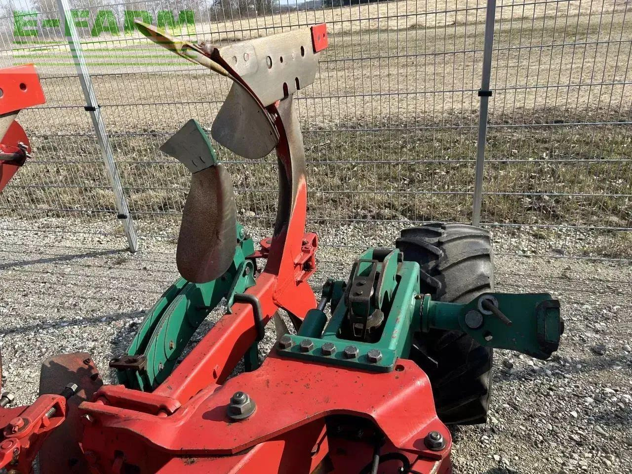 Kverneland eg100 300/28-5 furet - Плуг: слика 5 Kverneland eg100 300/28-5 furet - Плуг: слика 5