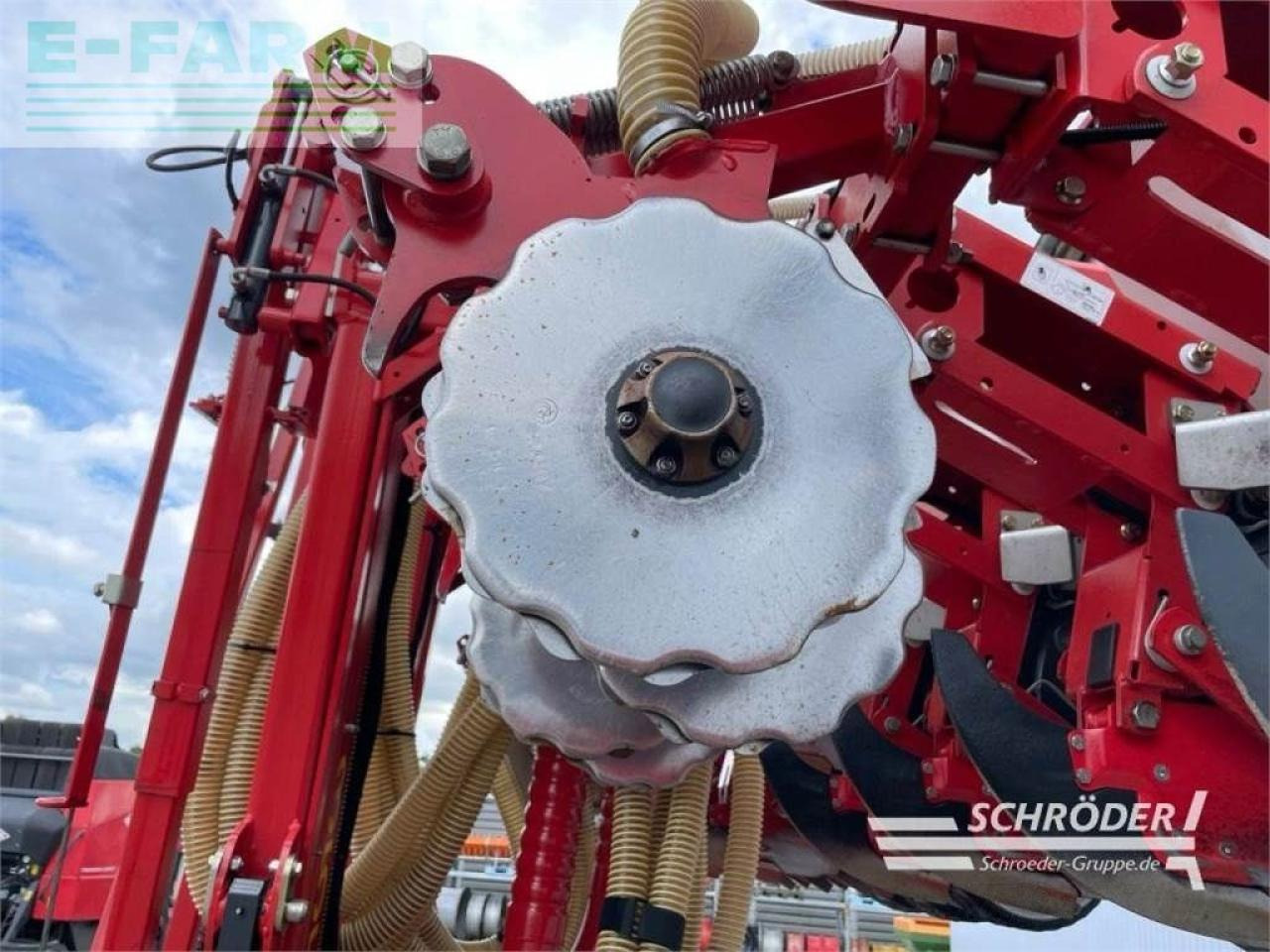 Прецизна машина за сеење Kverneland optima 6,00 m ph: слика 16