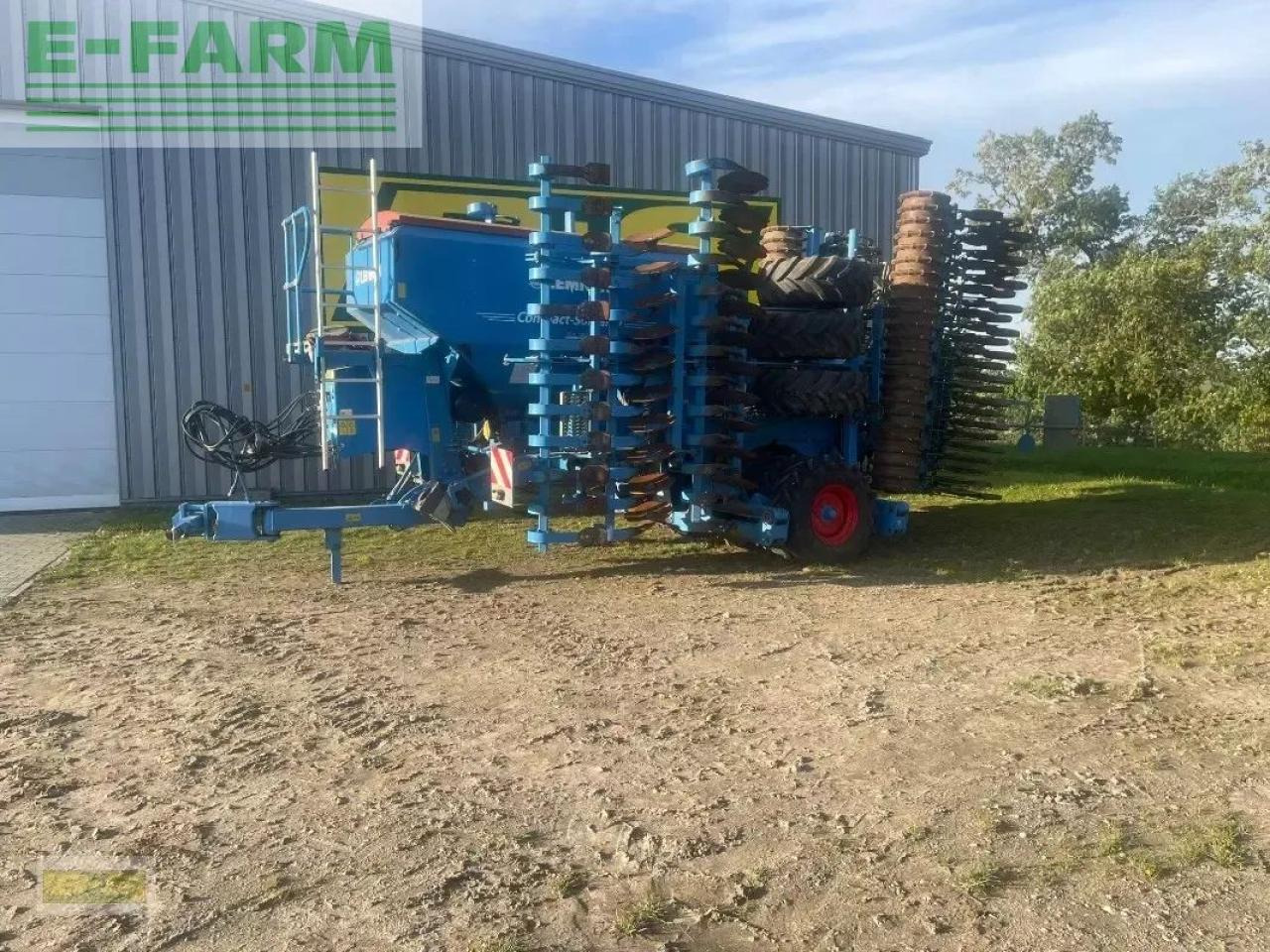 Lemken compact solitair - Комбајнска семенска дупчалка: слика 1 Lemken compact solitair - Комбајнска семенска дупчалка: слика 1